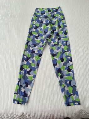 Aerie off-line real me, high waisted crossover Green & Blue Print Leggings
